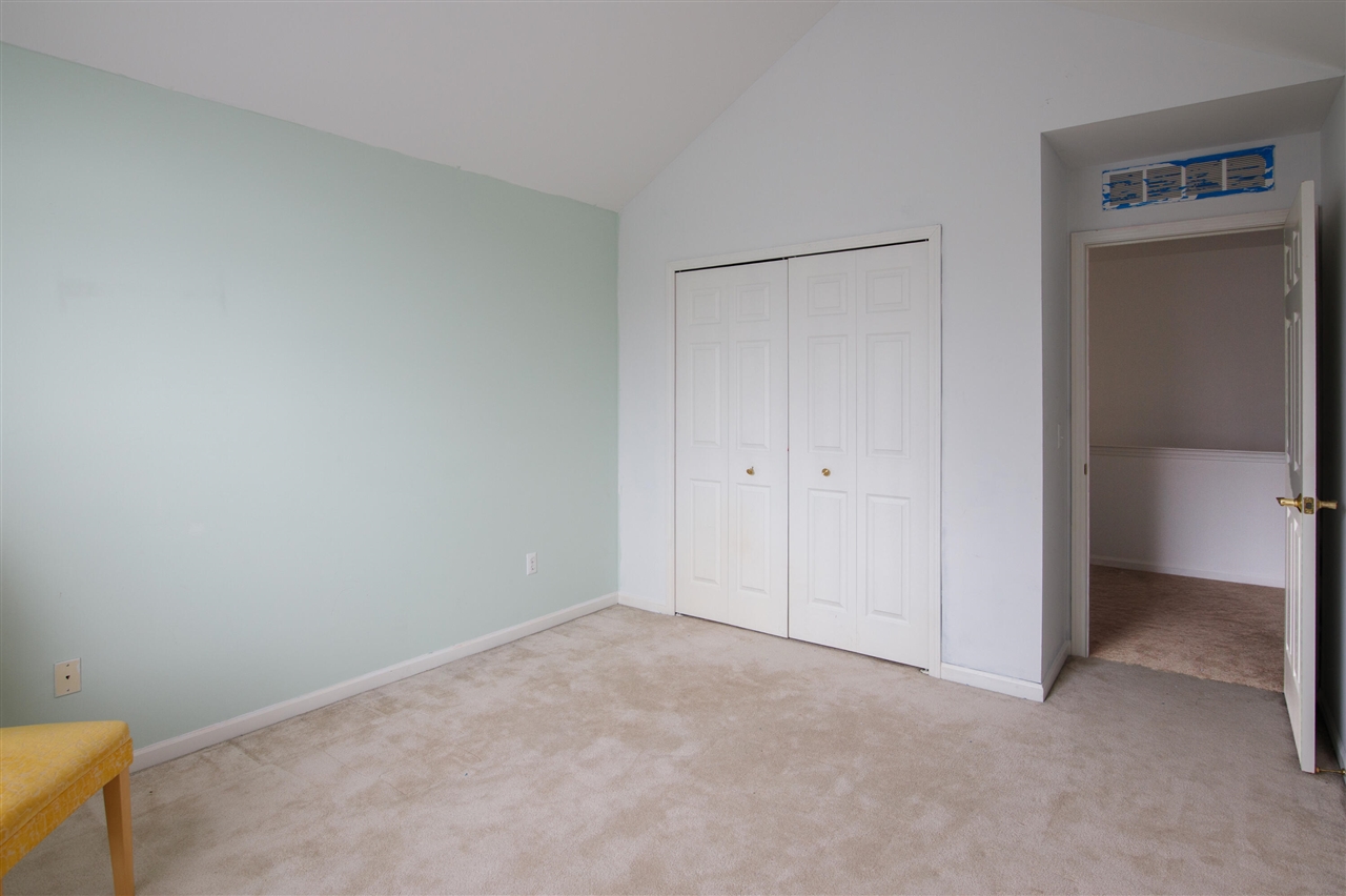 9475 Lakeside Drive, Ypsilanti, MI, 48197-6173