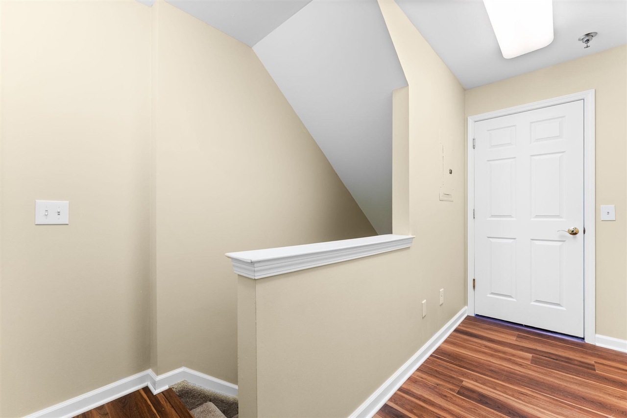 9475 Lakeside Drive, Ypsilanti, MI, 48197-6173