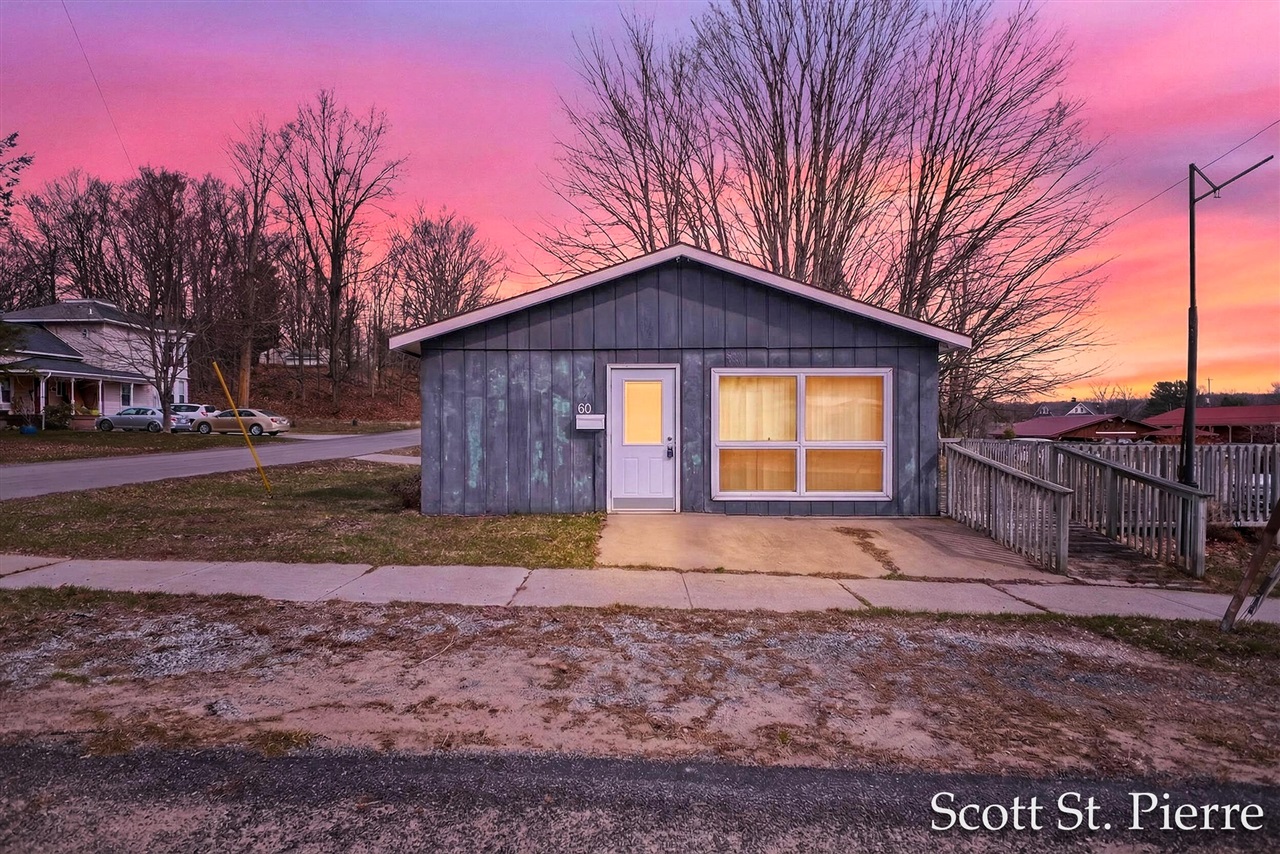 60 W 3rd Street, Shelby, MI, 49455-1016