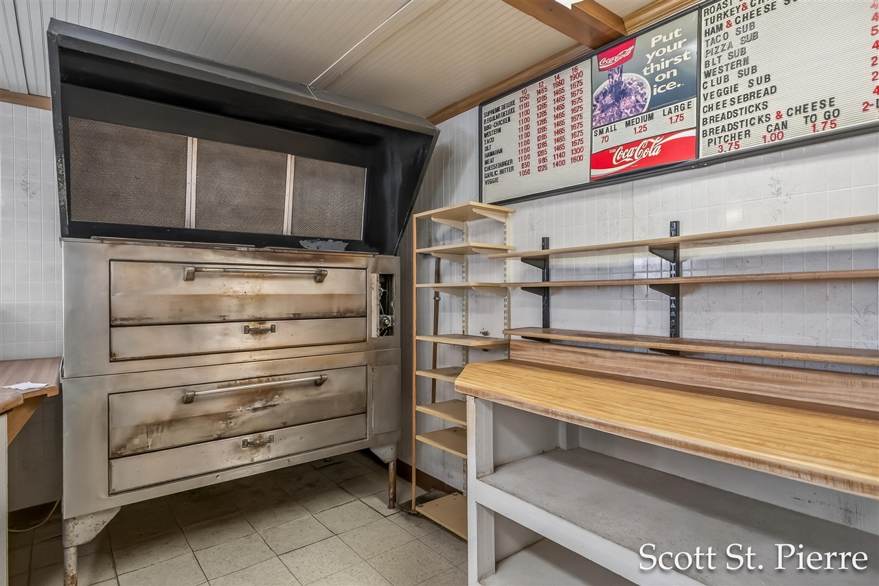 60 W 3rd Street, Shelby, MI, 49455-1016