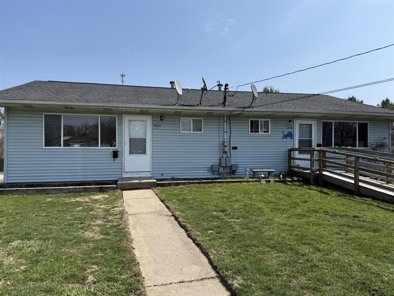 1020-1022 Avondale Circle, Kalamazoo, MI, 49048-1104