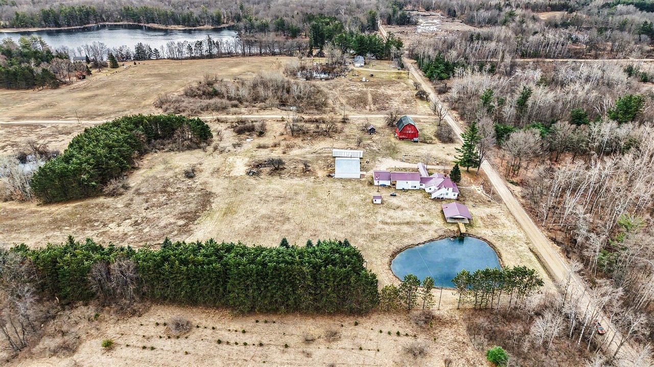 7202 21 Mile Road, Evart, MI, 49631