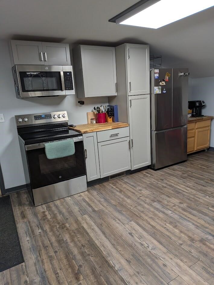 7202 21 Mile Road, Evart, MI, 49631