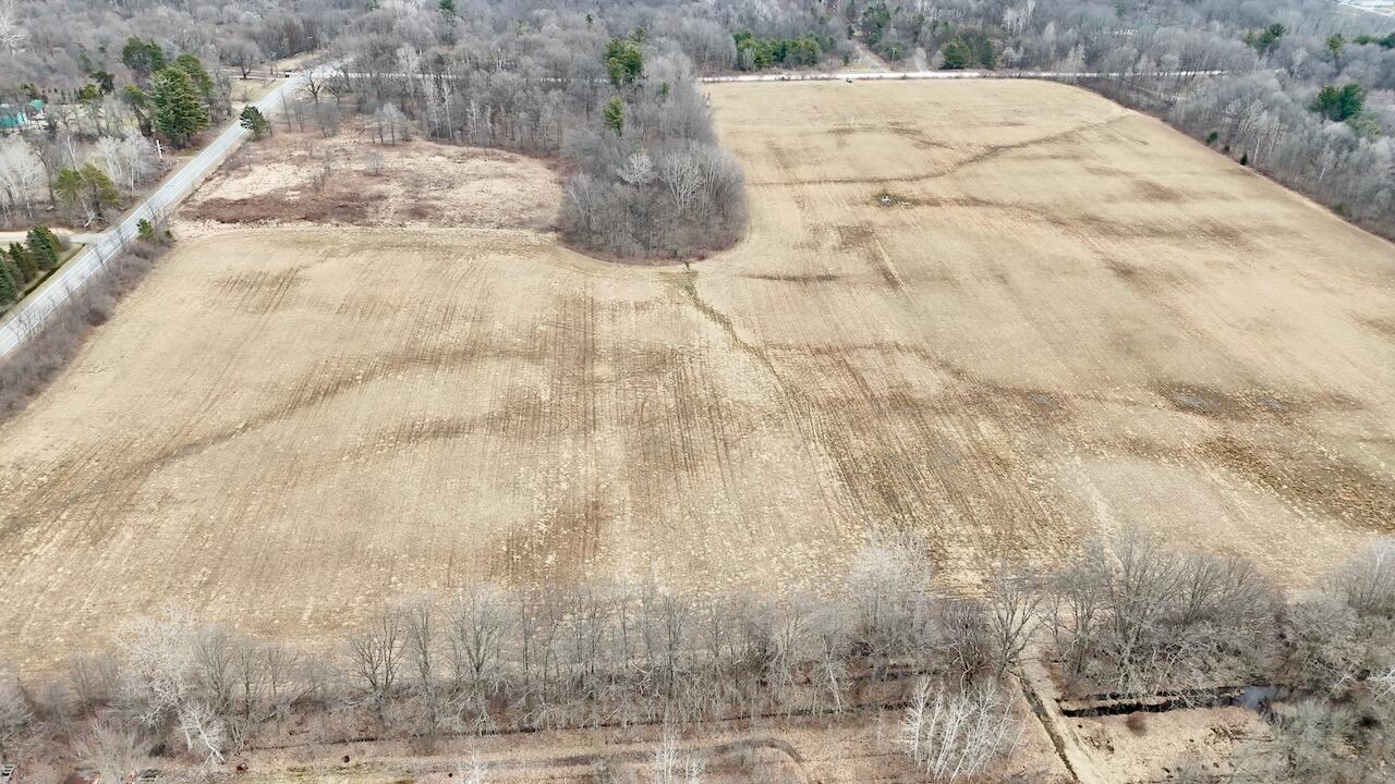 Mayer Road, Wales, MI, 48027