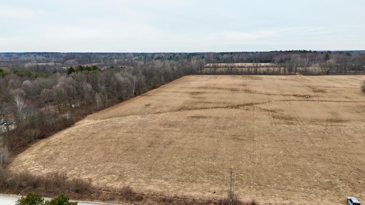 Mayer Road, Wales, MI, 48027