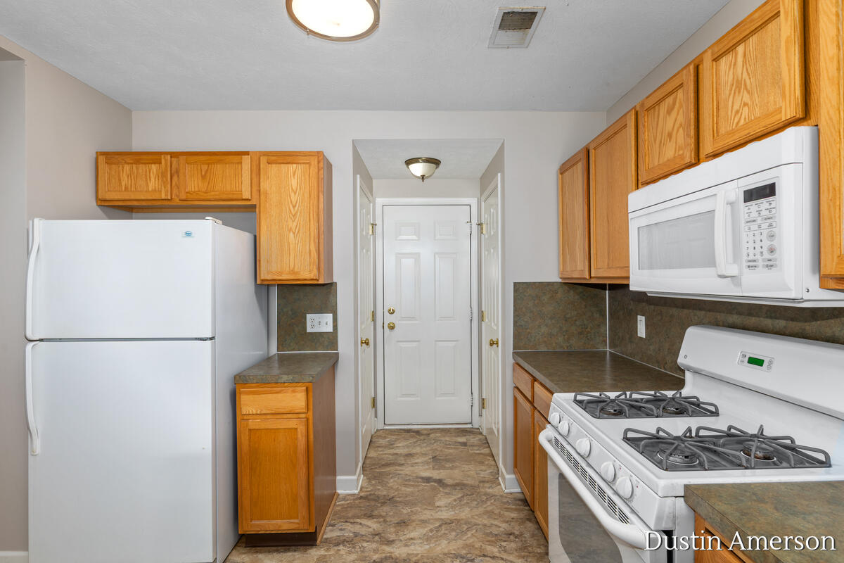 8468 N Center Park Drive UNIT&nbsp;4, Byron Center, MI, 49315