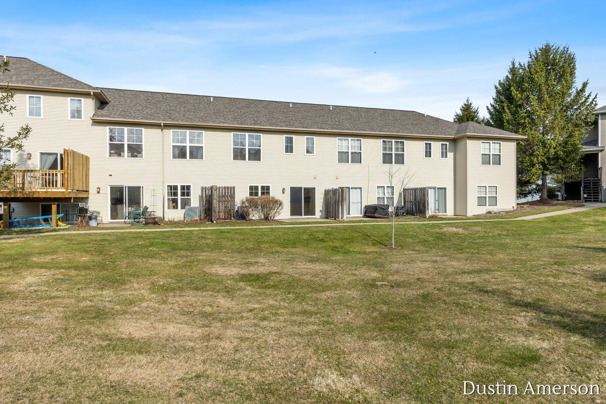 8468 N Center Park Drive UNIT&nbsp;4, Byron Center, MI, 49315