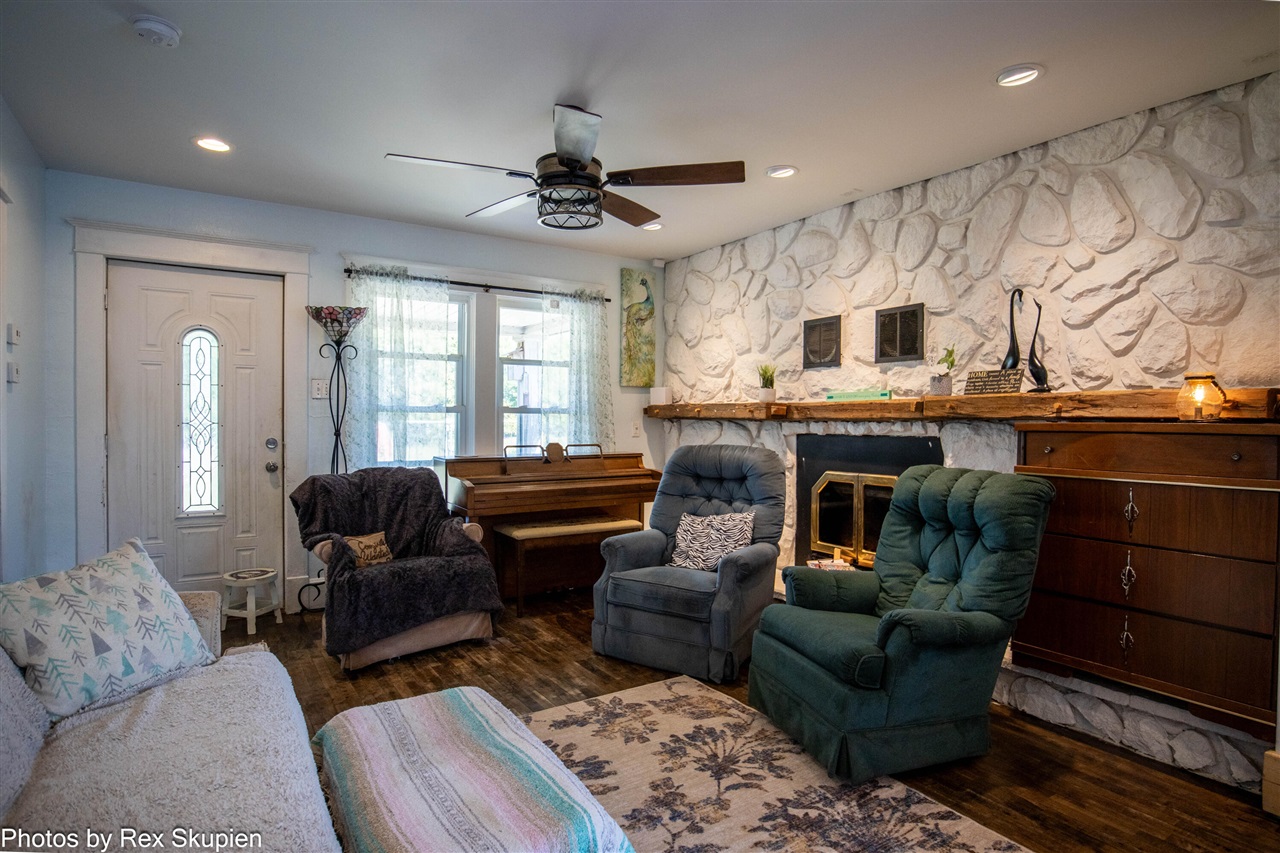 11664 N Gordon Avenue, Bitely, MI, 49309-9683