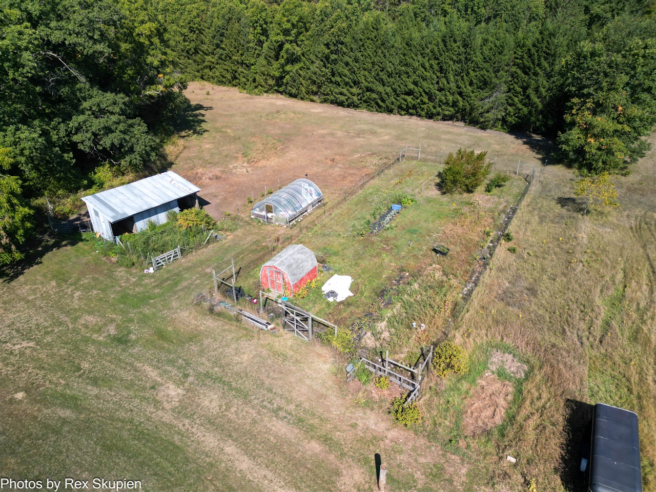 11664 N Gordon Avenue, Bitely, MI, 49309-9683