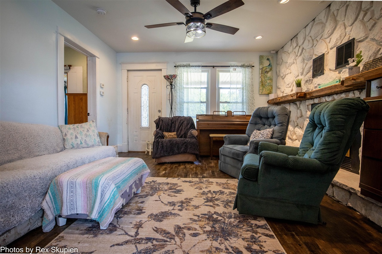 11664 N Gordon Avenue, Bitely, MI, 49309-9683