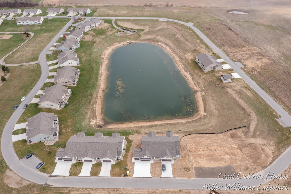 4498 Meadow Pond Way UNIT&nbsp;66, Hamilton, MI, 49419