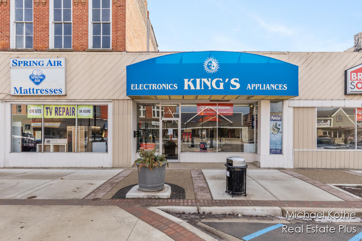130 & 134 W State Street, Hastings, MI, 49058-1844
