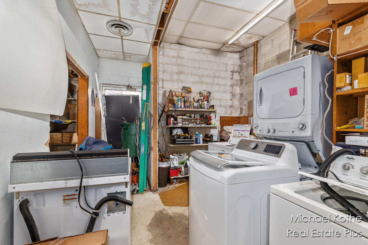 130 & 134 W State Street, Hastings, MI, 49058-1844