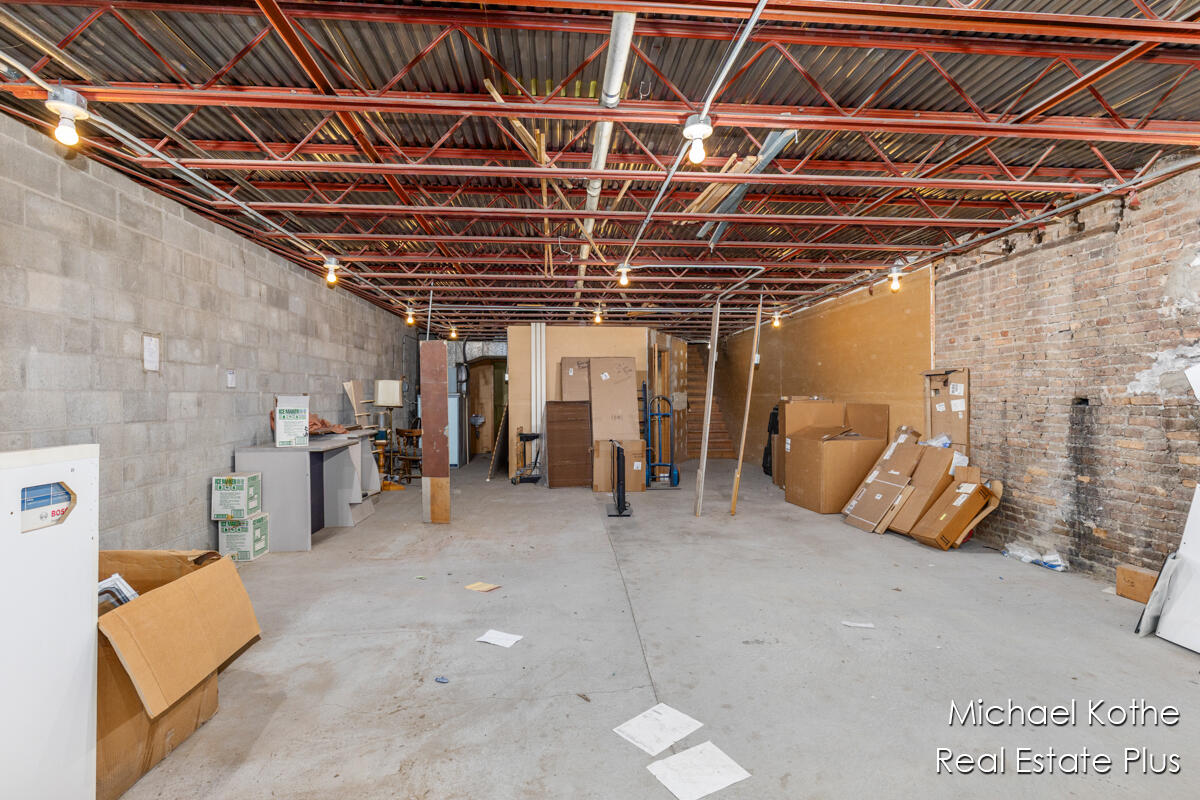 130 & 134 W State Street, Hastings, MI, 49058-1844