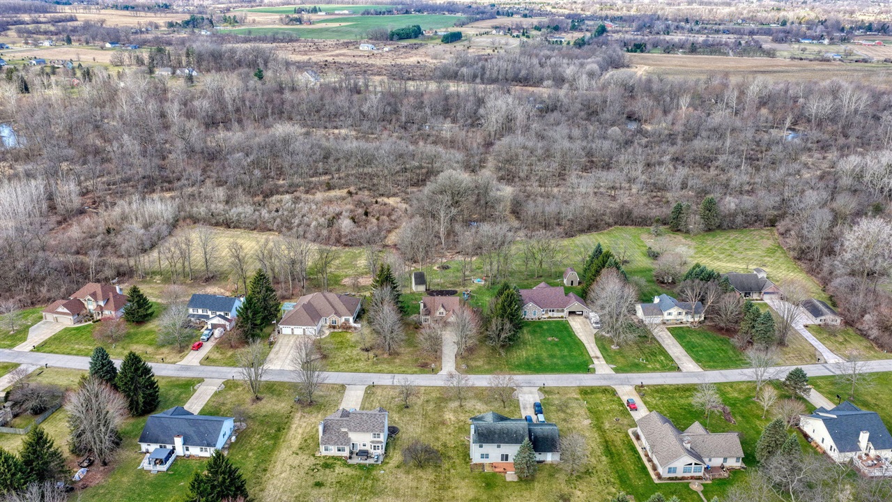 11085 Village Lane, Clinton, MI, 49236