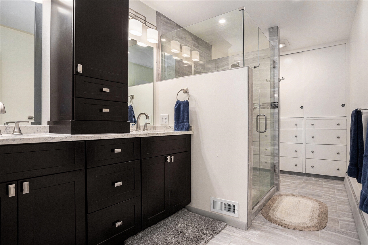 10 Fairfield Drive, Coldwater, MI, 49036-1104