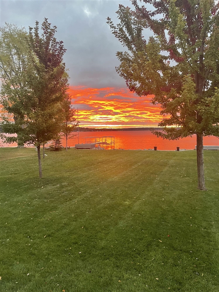 8579 Bayview Road, Onekama, MI, 49675-9309