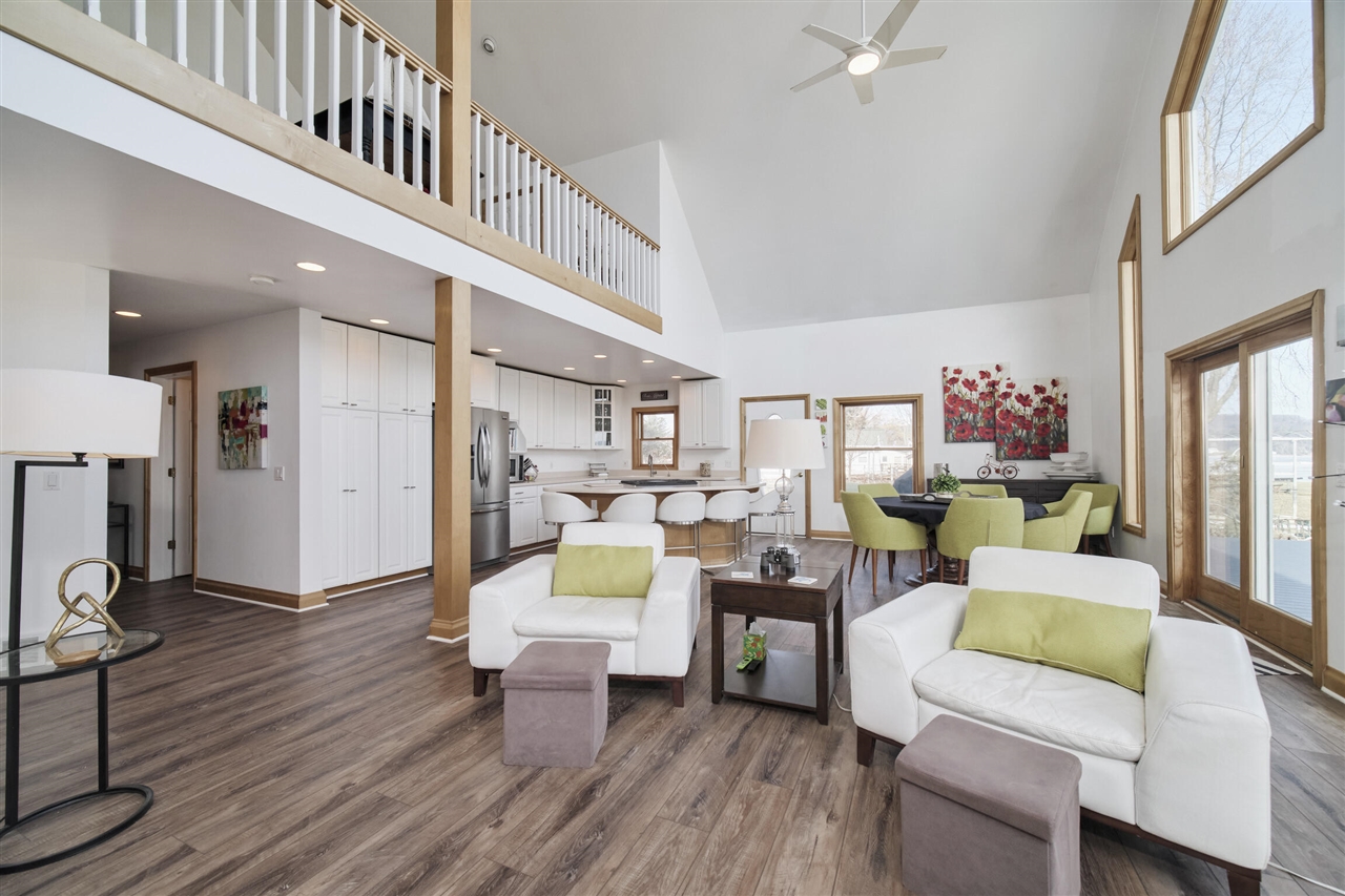 8579 Bayview Road, Onekama, MI, 49675-9309