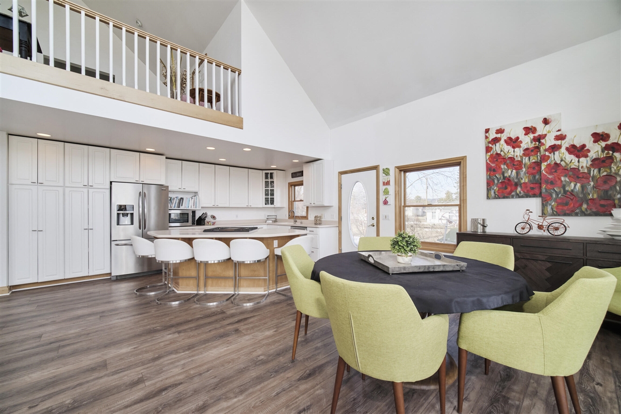 8579 Bayview Road, Onekama, MI, 49675-9309