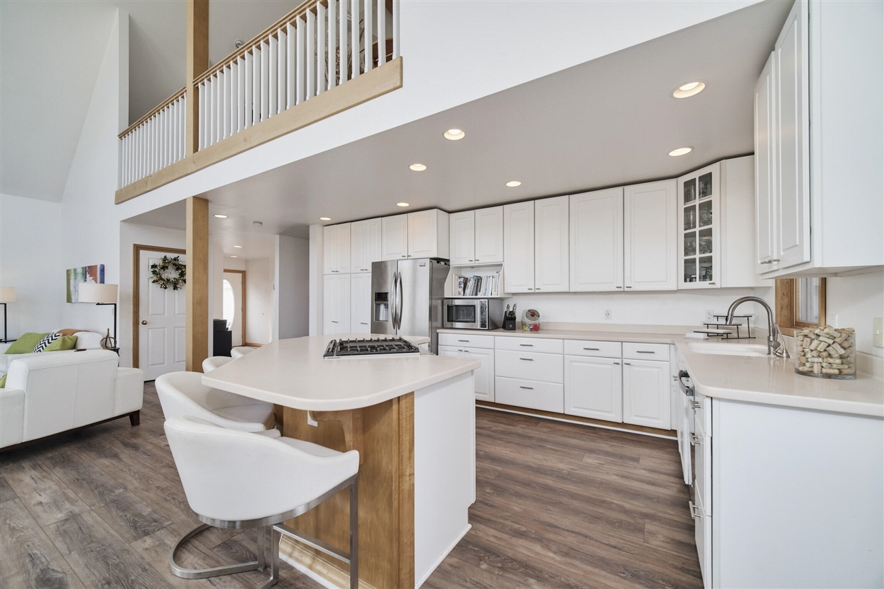 8579 Bayview Road, Onekama, MI, 49675-9309