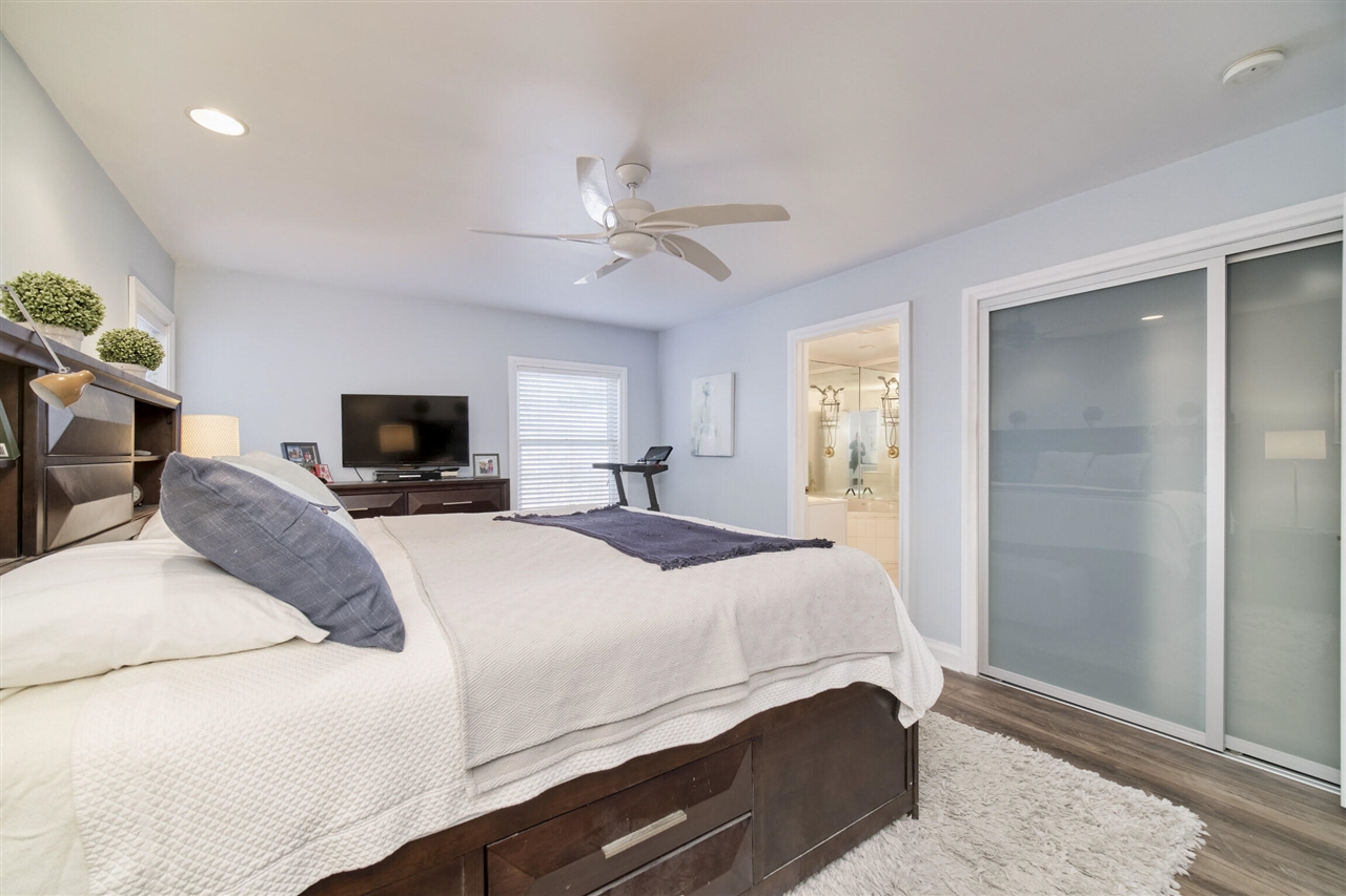 8579 Bayview Road, Onekama, MI, 49675-9309