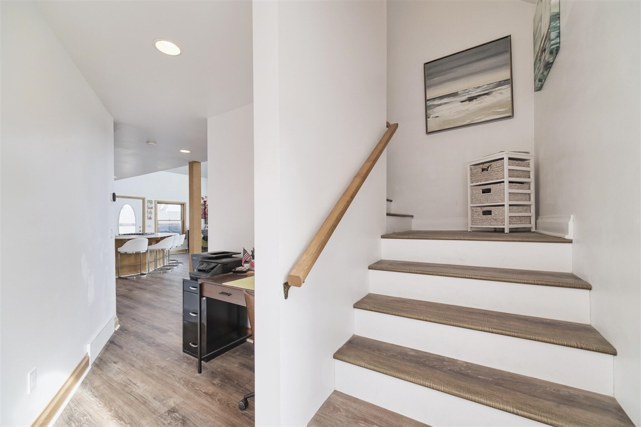 8579 Bayview Road, Onekama, MI, 49675-9309