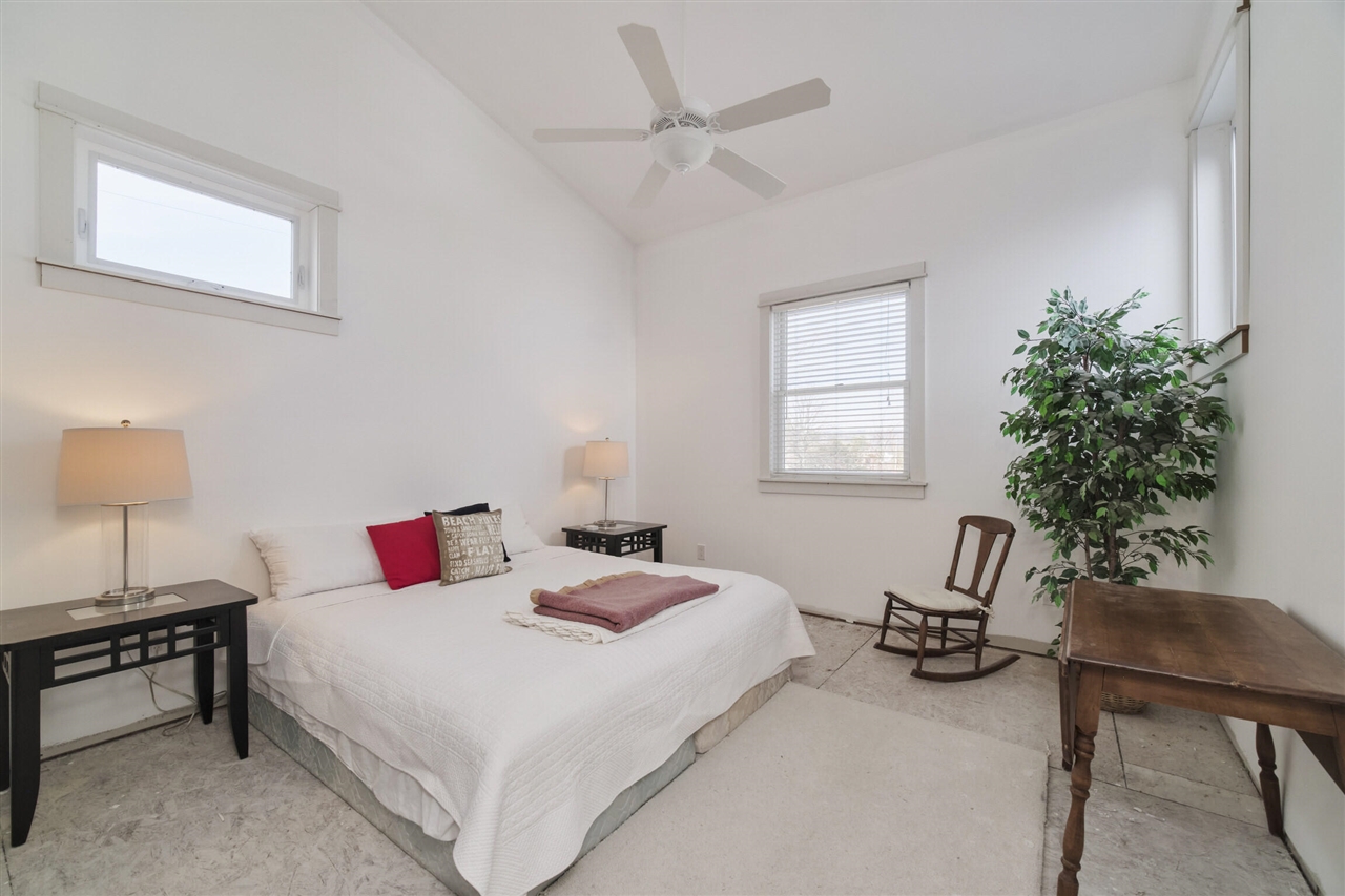 8579 Bayview Road, Onekama, MI, 49675-9309