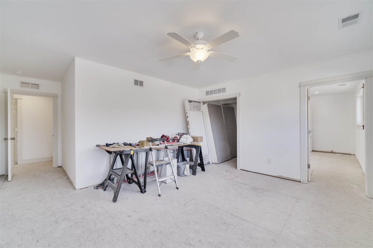 8579 Bayview Road, Onekama, MI, 49675-9309