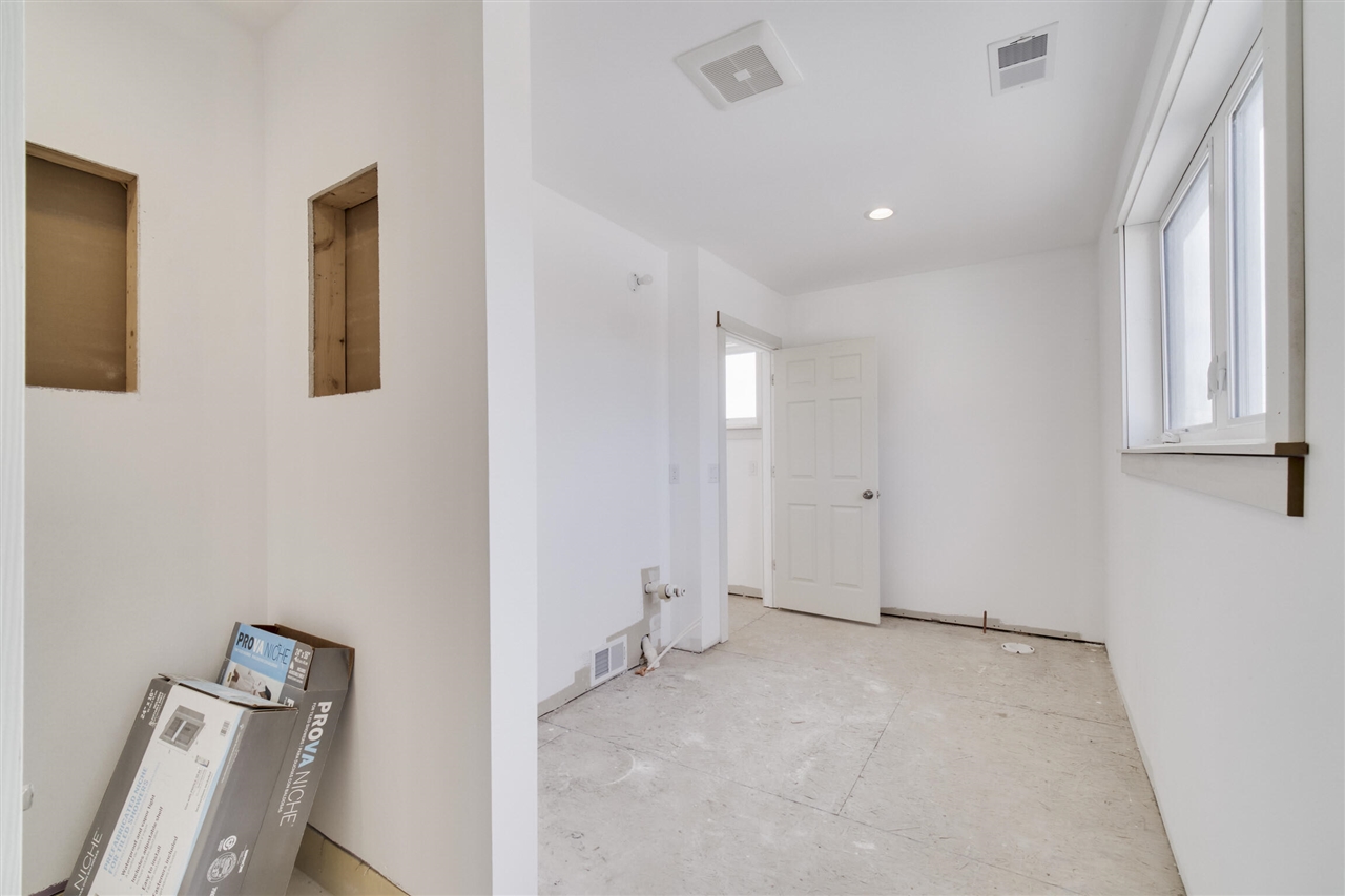 8579 Bayview Road, Onekama, MI, 49675-9309