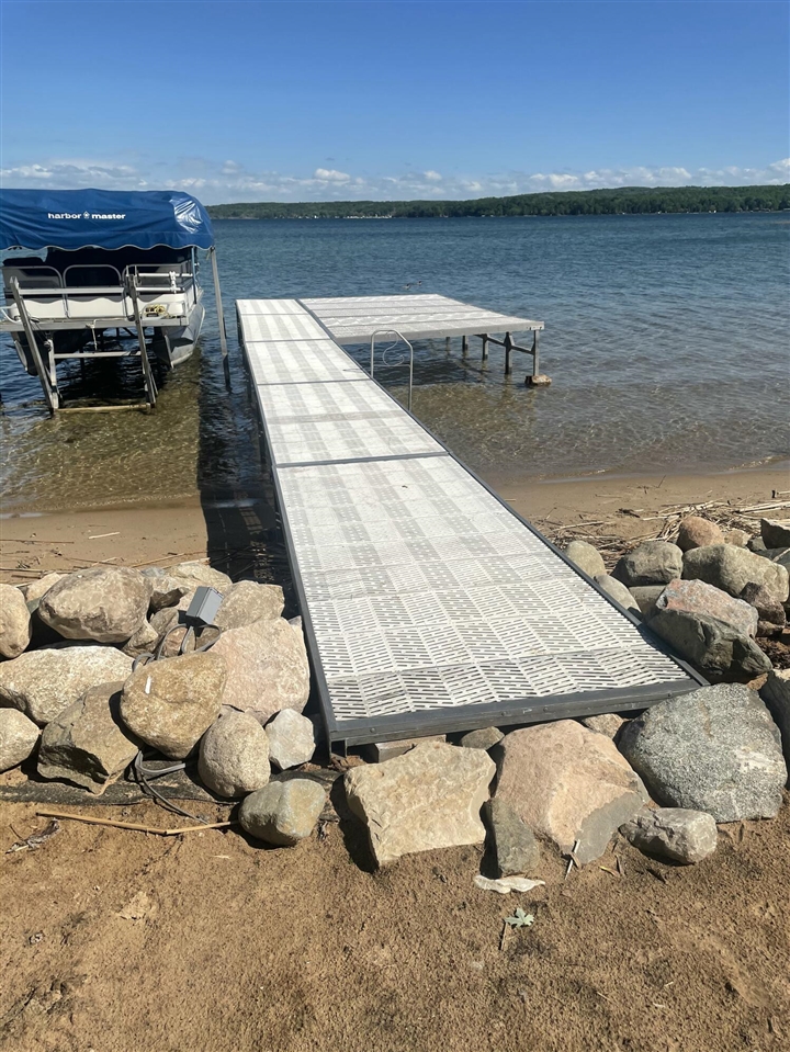 8579 Bayview Road, Onekama, MI, 49675-9309