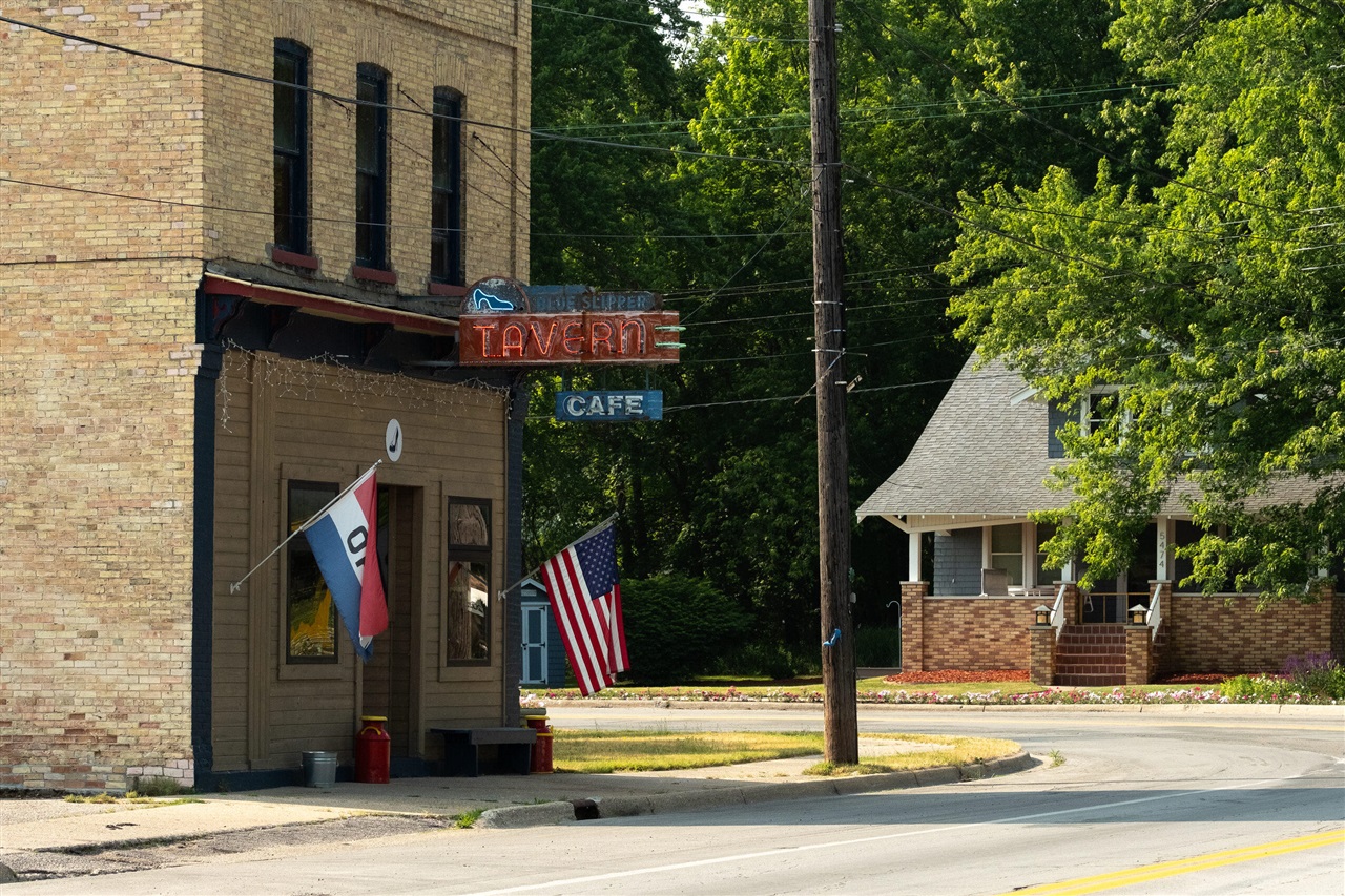 8579 Bayview Road, Onekama, MI, 49675-9309