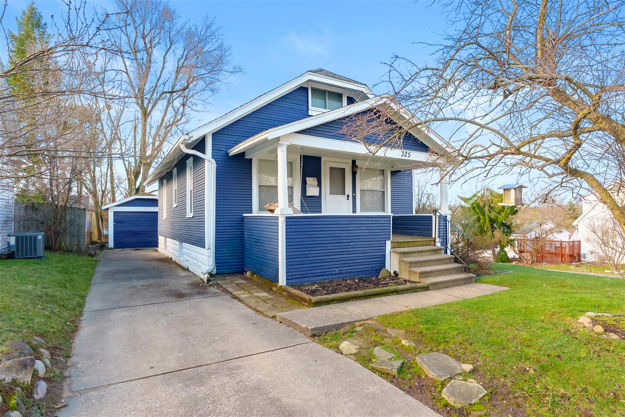 325 Whitcomb Street, Kalamazoo, MI, 49001-4288