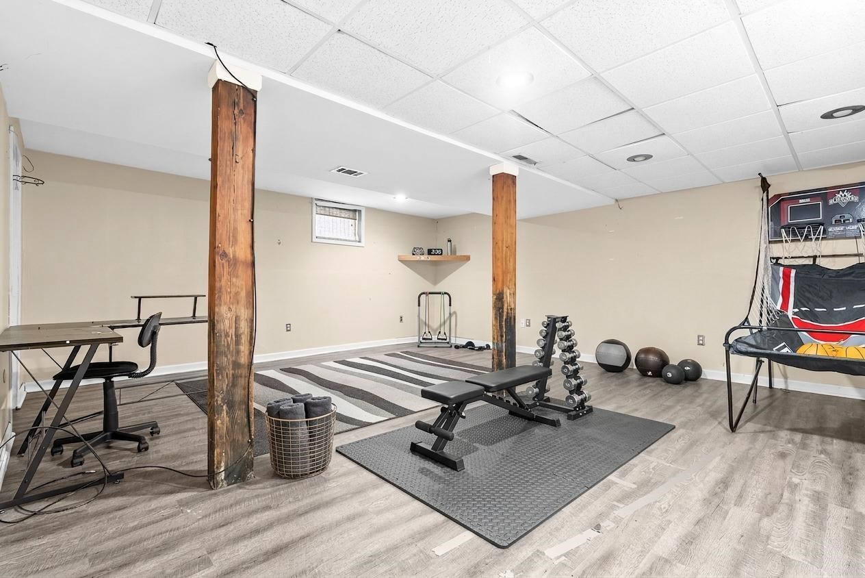 325 Whitcomb Street, Kalamazoo, MI, 49001-4288