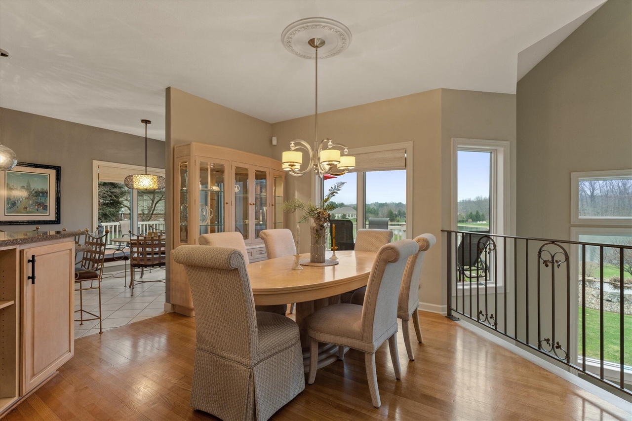 33084 Lake Forest Court, Niles, MI, 49120-7793