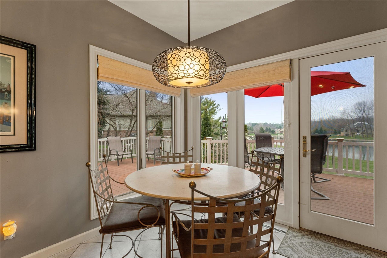 33084 Lake Forest Court, Niles, MI, 49120-7793