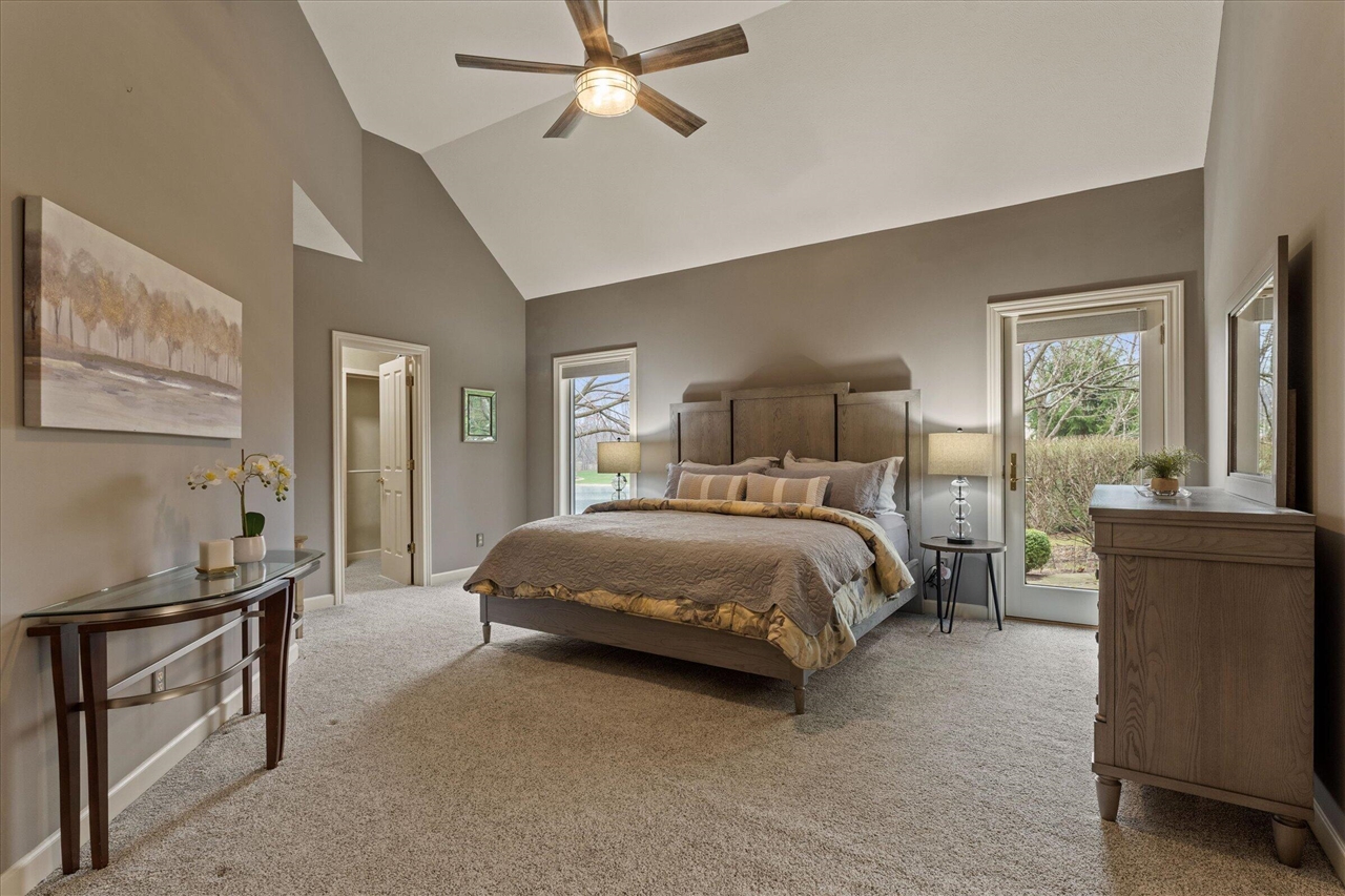 33084 Lake Forest Court, Niles, MI, 49120-7793