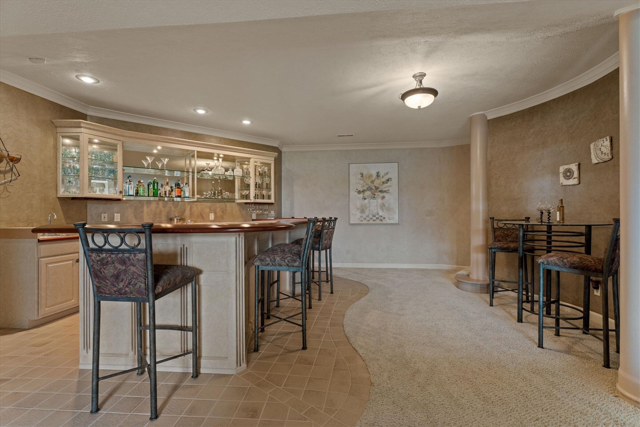 33084 Lake Forest Court, Niles, MI, 49120-7793