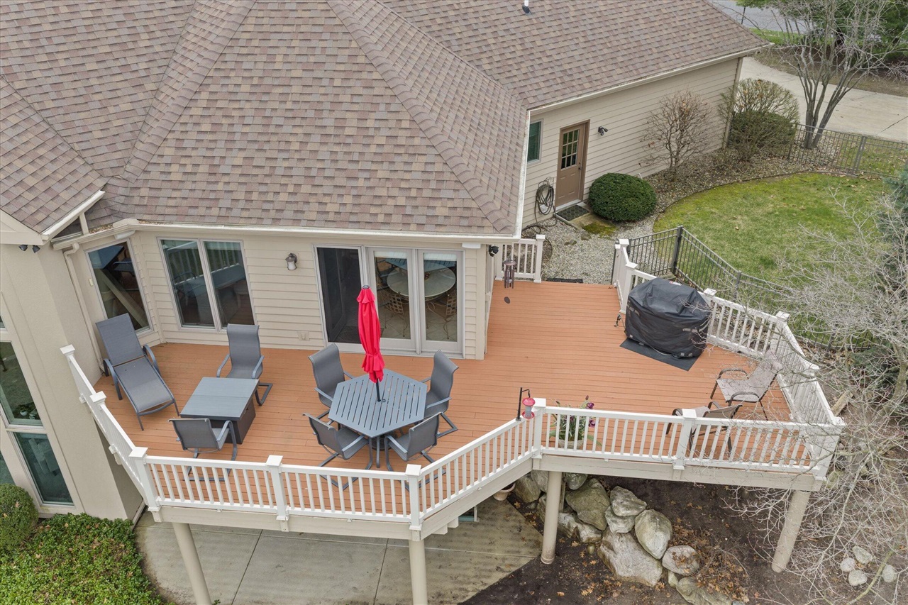 33084 Lake Forest Court, Niles, MI, 49120-7793