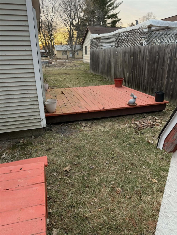 112 W 11th Street, Evart, MI, 49631-9767