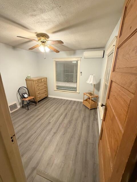 1008 Wayne Street, Saint Joseph, MI, 49085-1448