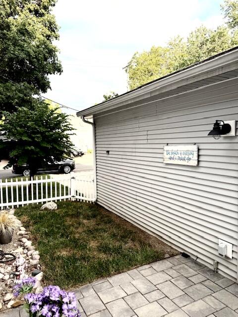 1008 Wayne Street, Saint Joseph, MI, 49085-1448