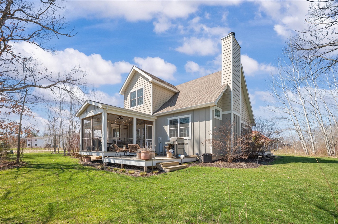 5553 Hidden Pond Lane, Sawyer, MI, 49125