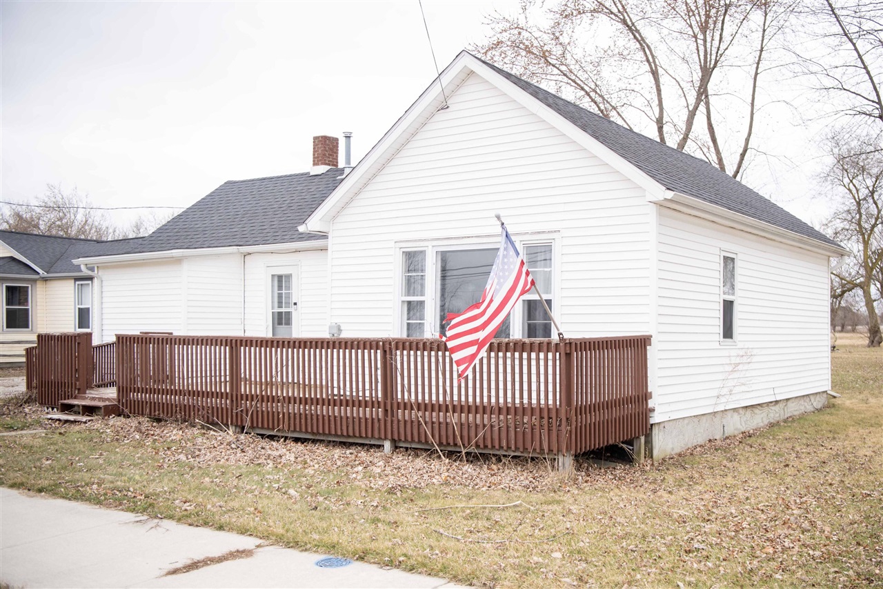 545 N Midland Street, Merrill, MI, 48637-9414