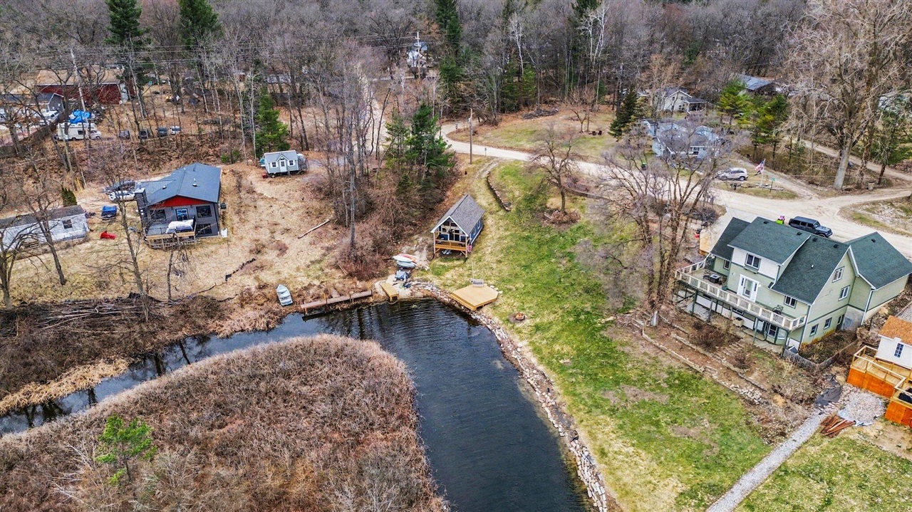 3783 Holiday Drive, Greenville, MI, 48838-9549