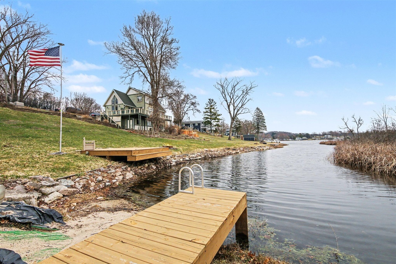 3783 Holiday Drive, Greenville, MI, 48838-9549