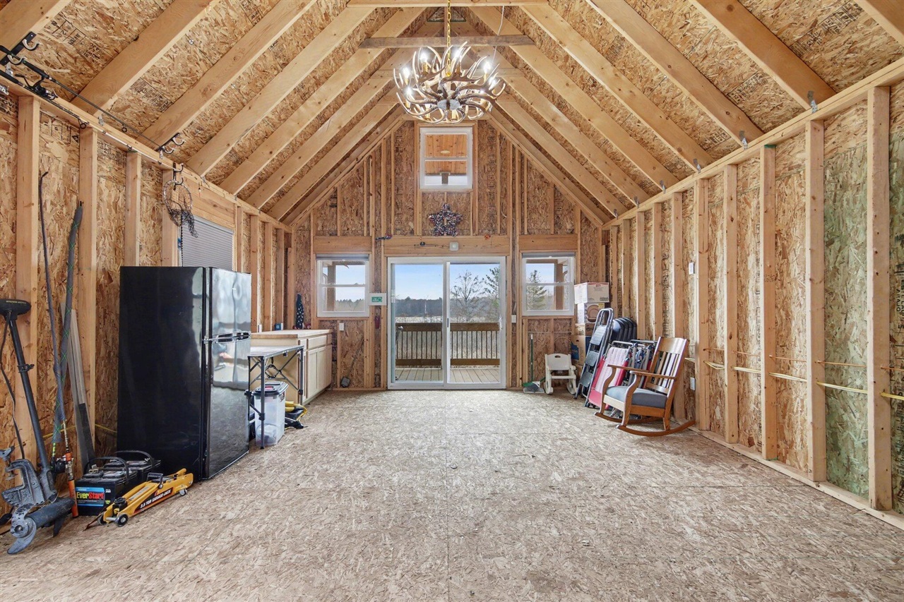 3783 Holiday Drive, Greenville, MI, 48838-9549