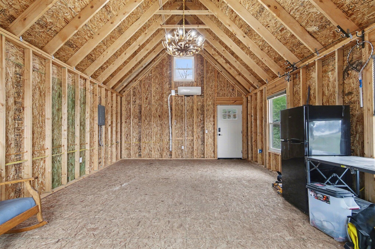 3783 Holiday Drive, Greenville, MI, 48838-9549