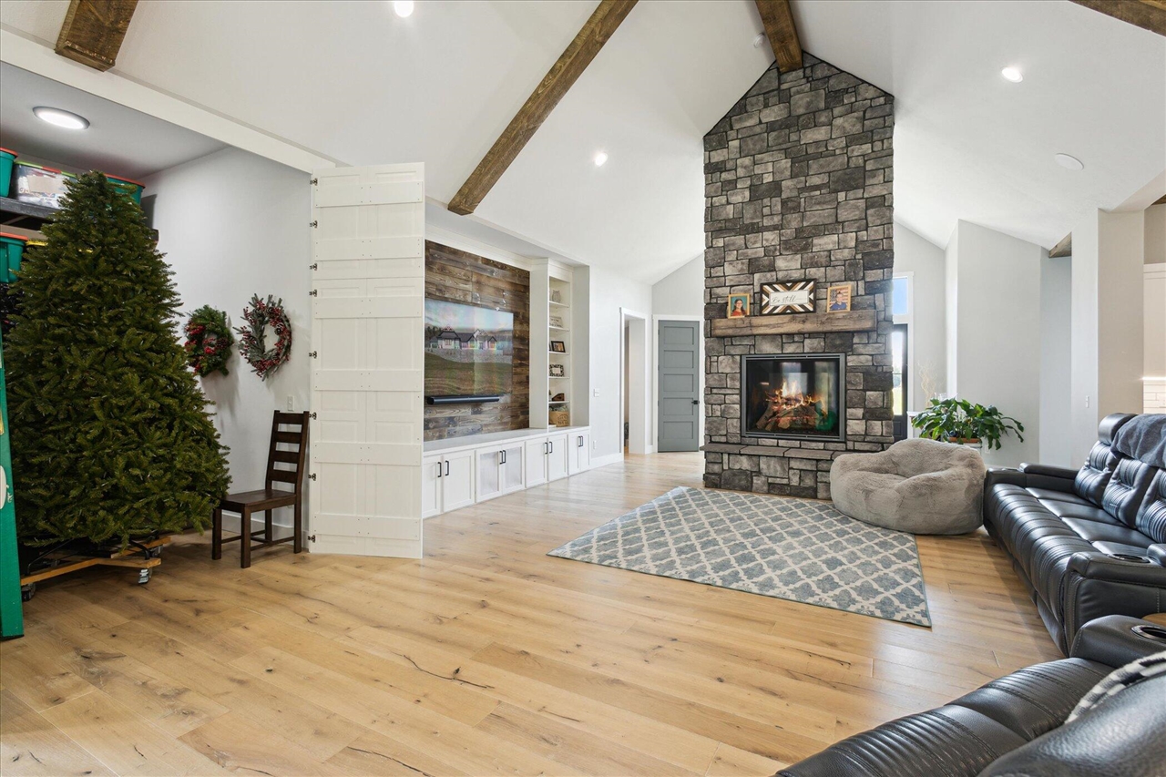 32170 Bent Oak Trail, Niles, MI, 49120-5007