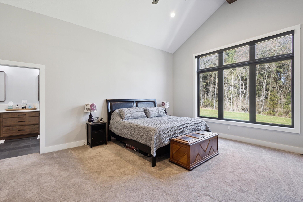 32170 Bent Oak Trail, Niles, MI, 49120-5007