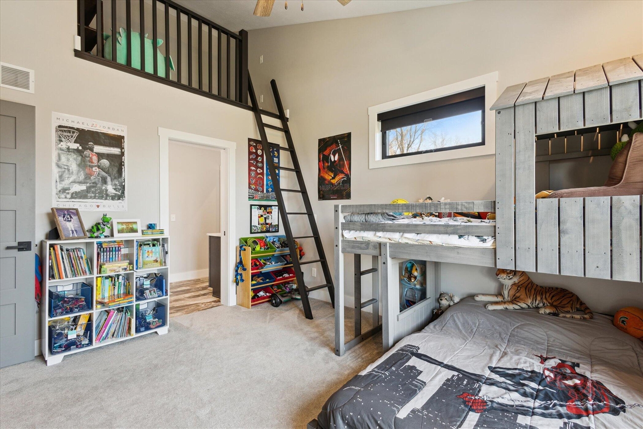 32170 Bent Oak Trail, Niles, MI, 49120-5007